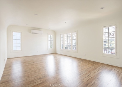 738 S Stanley Avenue - Photo 1