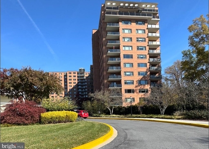4201 Cathedral Avenue Nw - Photo 1