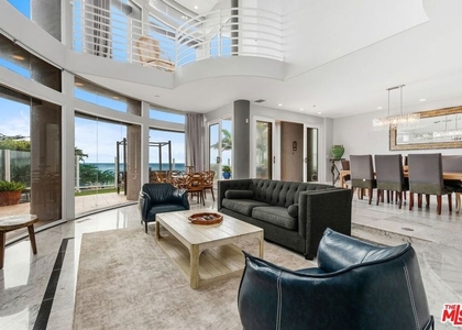 11834 Pacific Coast Highway - Photo 1