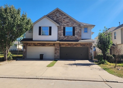 11428 Hackmatack Way - Photo 1