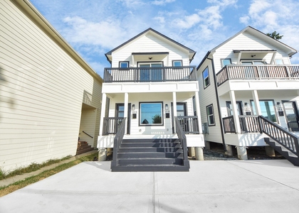 611 E 39th Street - Photo 1