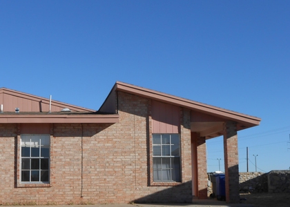 3558 E Glen Drive - Photo 1
