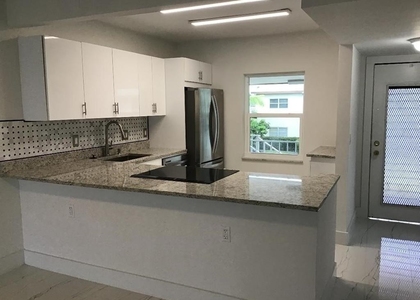 7600 Nw 4th Place - Photo 1