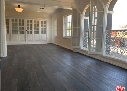 619 S La Brea Avenue - Photo 1