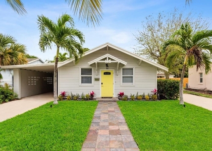 125 Nw 3rd Avenue - Photo 1