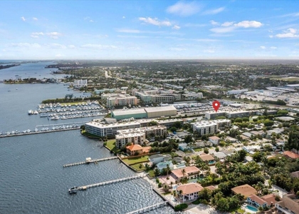 300 Waterway Drive S - Photo 1