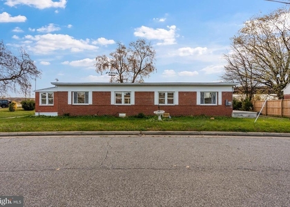 730 New Pittsburg Avenue - Photo 1