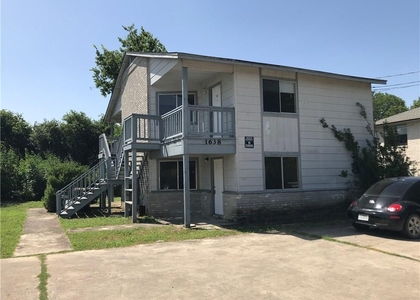1638 Post Rd - Photo 1