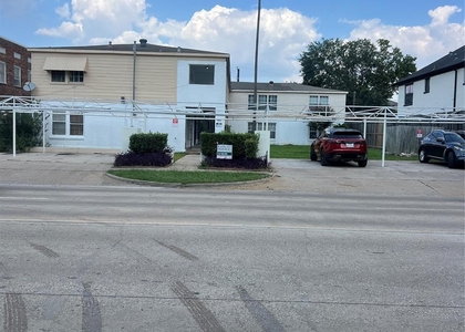 1905 Binz Street - Photo 1