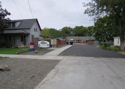 141 W Broadway Avenue - Photo 1