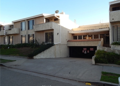 11834 Gilmore - Photo 1