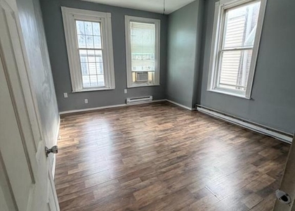 347 N Wilton Street - Photo 1