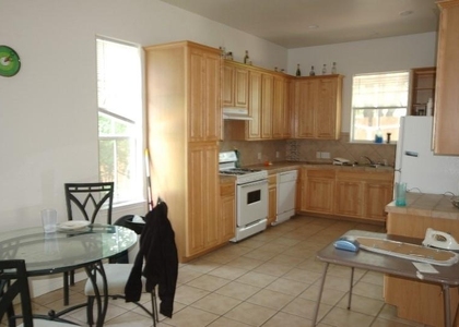 5406 Martin Ave - Photo 1