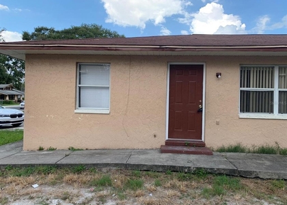 518 Pinewood Avenue - Photo 1