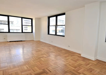 East 49th Street - Photo 1