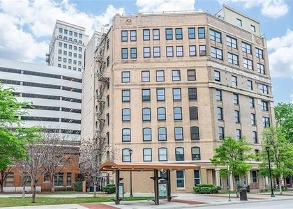 910 Houston Street - Photo 1