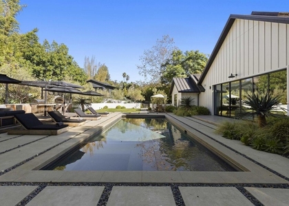 4874 Sun Valley Rd - Photo 1