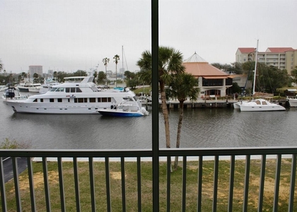 715 S Beach Street - Photo 1