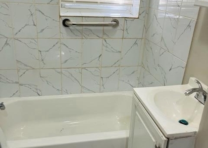 1414 W Tioga Street - Photo 1