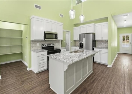 806 S Newsom Street - Photo 1