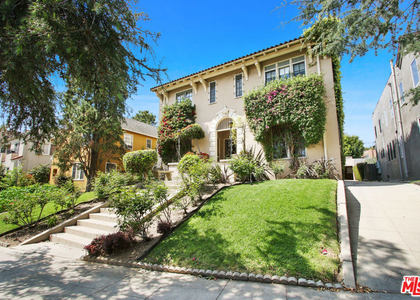 619 N Plymouth - Photo 1