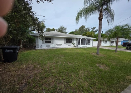 1614 N Washington Avenue - Photo 1
