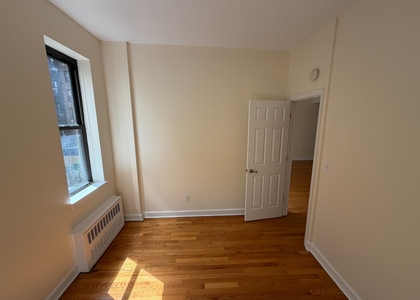 East 91st Street - Photo 1