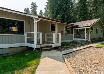 238 Sherman St - Photo 1