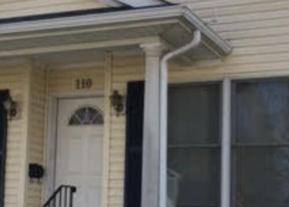 110 Poplar Avenue - Photo 1
