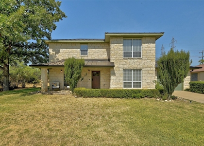 410 Hi Circle West - Photo 1
