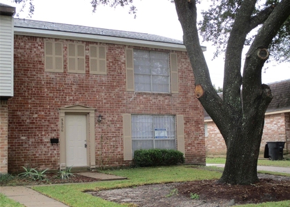 5506 Deep Forest Drive - Photo 1