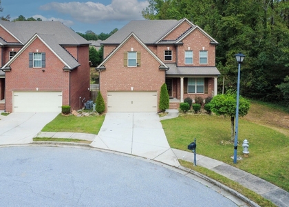 568 Garden View Court - Photo 1