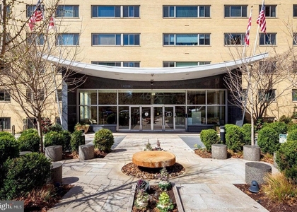 4600 Connecticut Avenue Nw - Photo 1
