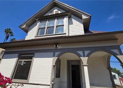 975 N Park - Photo 1