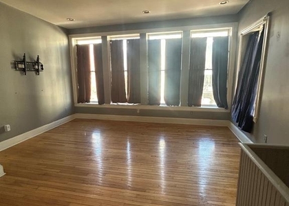 319 W Mulberry Street - Photo 1