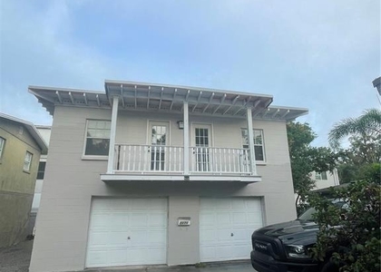 727 1/2 Edgewater Drive - Photo 1
