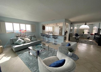 610 Island Way - Photo 1
