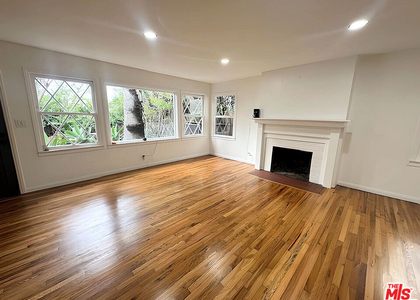 2416 Boone Avenue - Photo 1