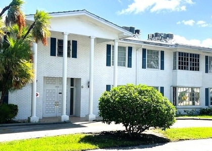 6800 Ne 22nd Way - Photo 1