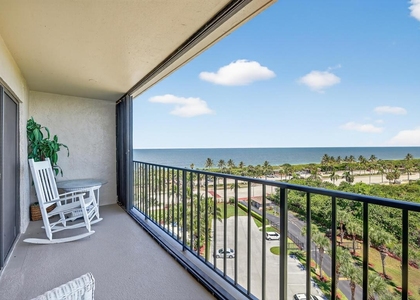 801 S Ocean Drive - Photo 1