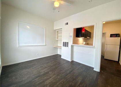 3000 Guadalupe St - Photo 1