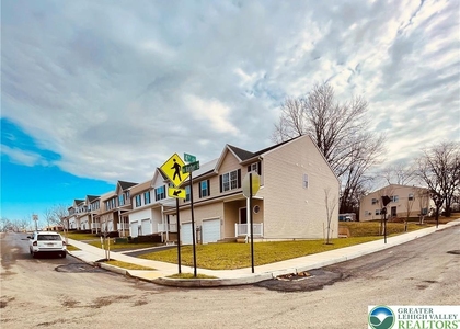 314 Barber Street - Photo 1