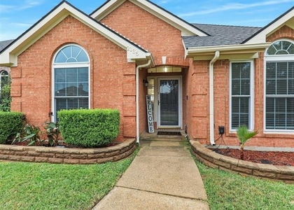 2136 Walden Place - Photo 1
