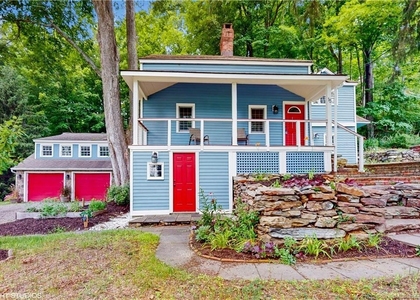 15 Riverview Road - Photo 1