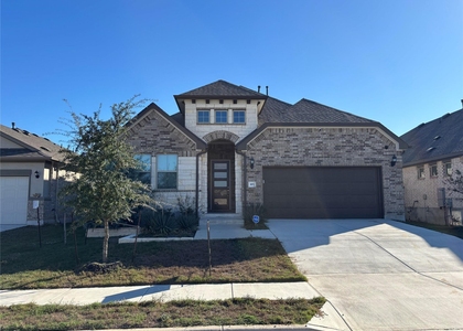 107 Smokebush Trl - Photo 1