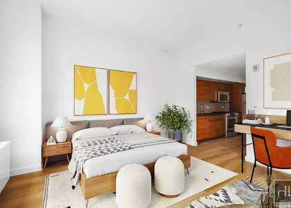 West 45 Street - Photo 1