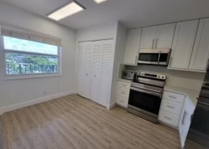 6650 S Oriole Boulevard - Photo 1