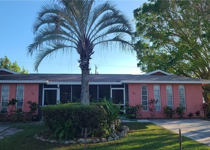602 111th Avenue N - Photo 1