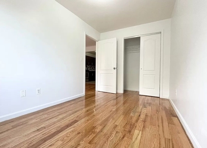 365 East 28th Street, Brooklyn - Photo 1