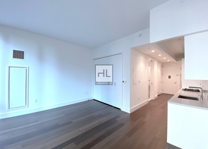 East 44th Street - Photo 1